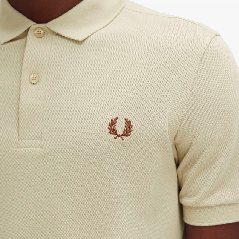 Fred Perry Slim Fit Basico - M6000 W69 | Fuxia, Urban Tribes United