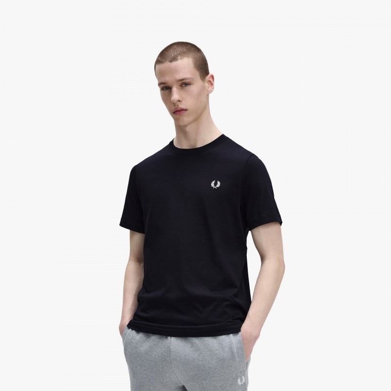 Fred Perry T-shirt Crew Neck - M1600 608 | Fuxia, Urban Tribes United