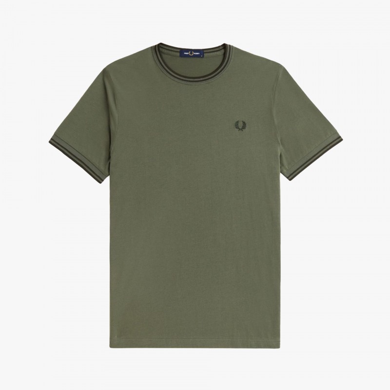 Fred Perry Twin Tipped - M1588 W49 | Fuxia, Urban Tribes United