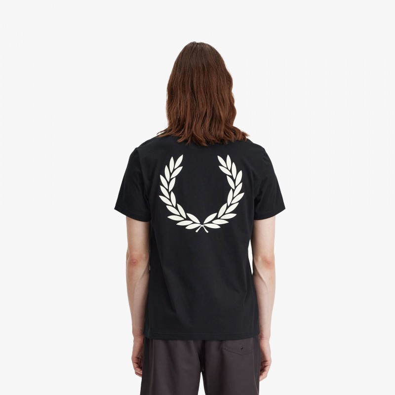 Fred Perry Rear Powder Laurel - M7784 102 | Fuxia, Urban Tribes United