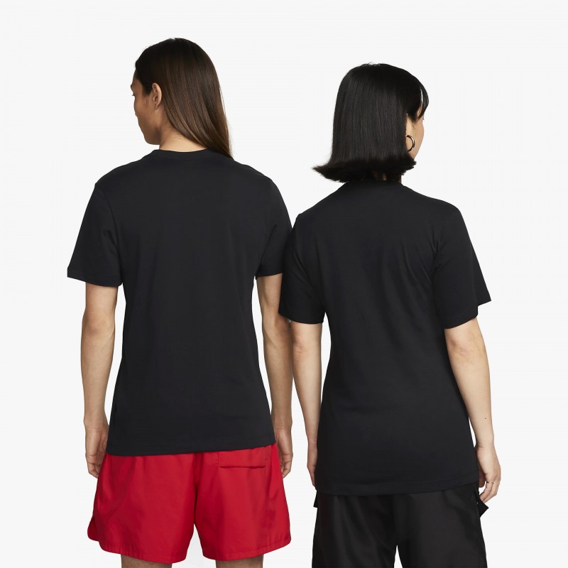Nike Sportswear - AR4997 013 | Fuxia, Urban Tribes United