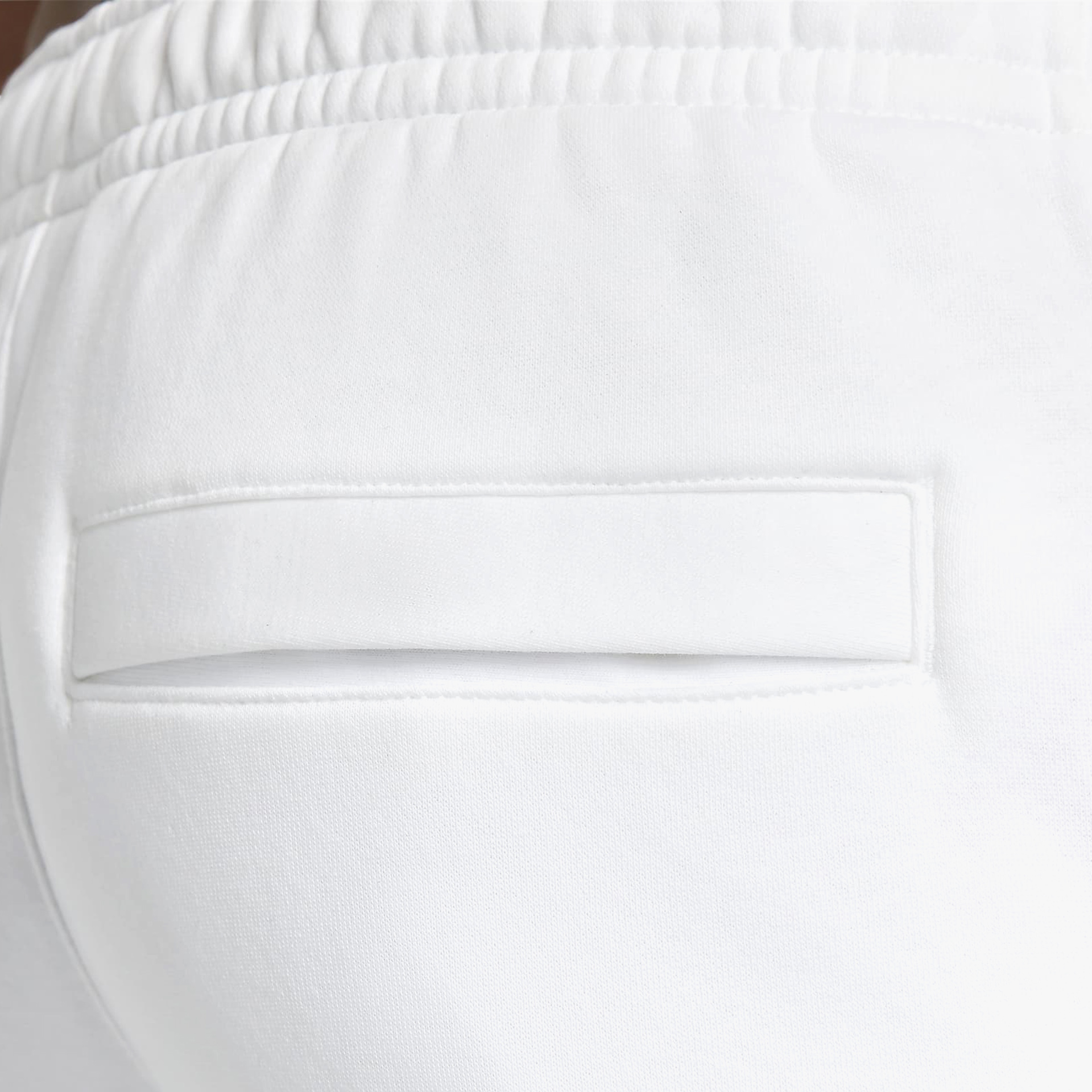 Nike Sportswear Club