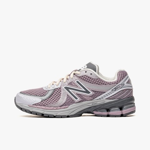 New Balance 860V2