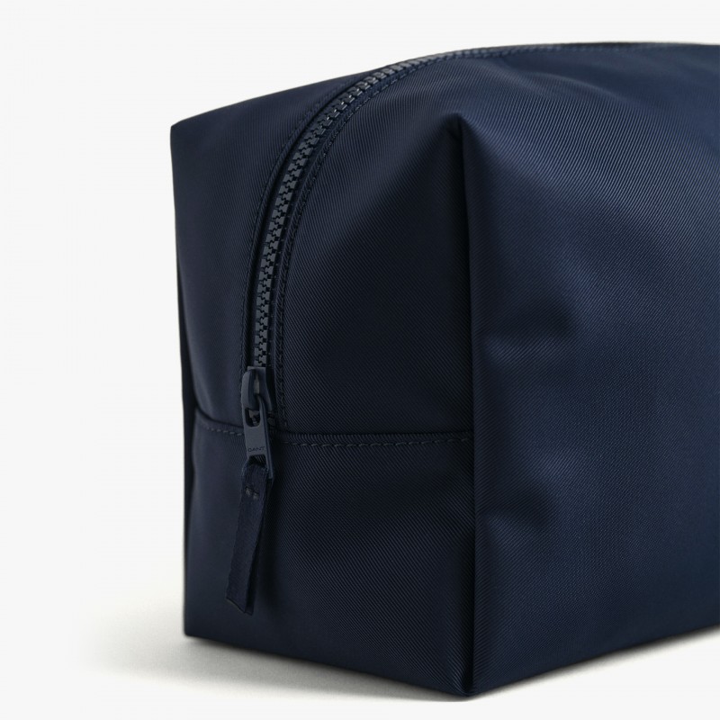 Gant Shield - 9970096 433 | Fuxia, Urban Tribes United