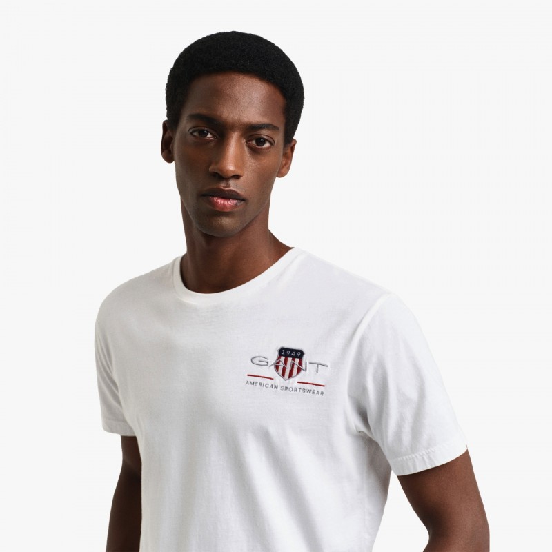 Gant Archive Shield Gant Archive Shield - 2067004 110 - Fuxia, Urban Tribes United