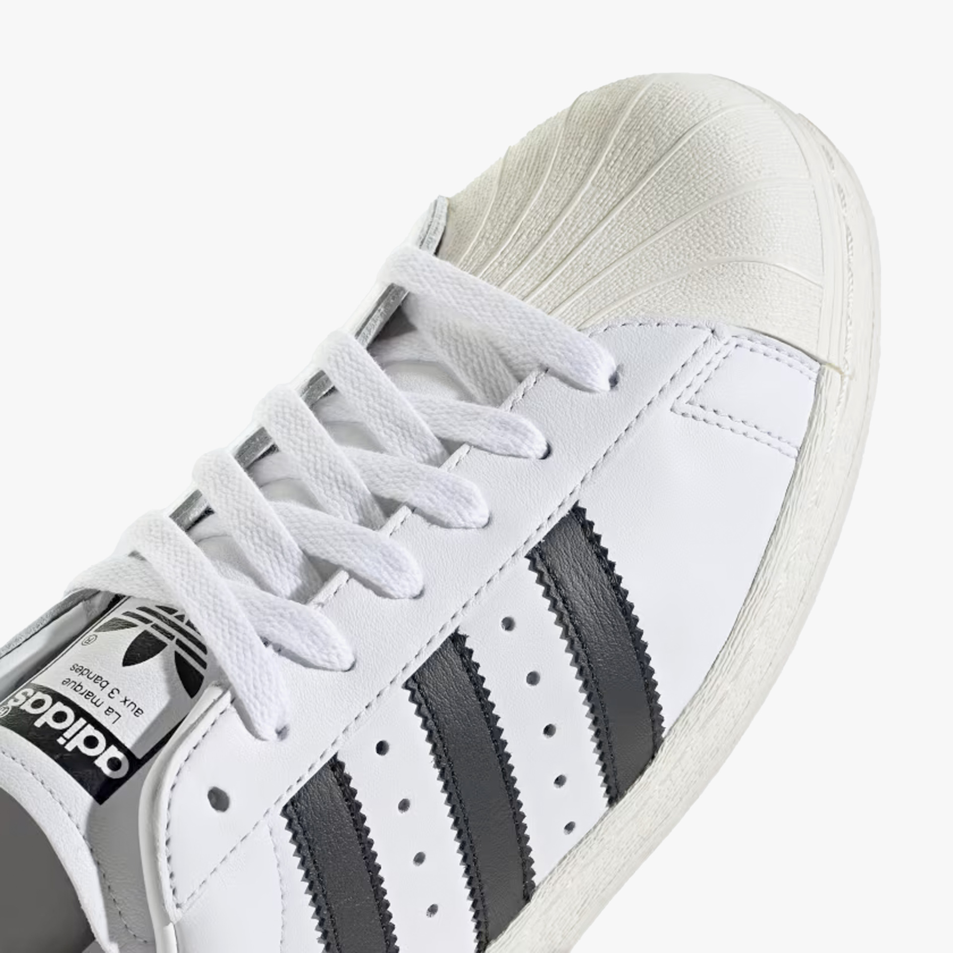 adidas Superstar 82