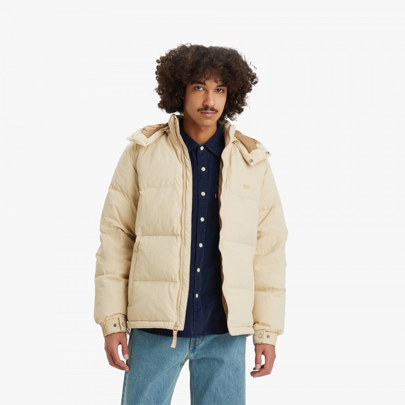 Levis Rockridge Short Puffer - A8557 0003 | Fuxia, Urban Tribes United