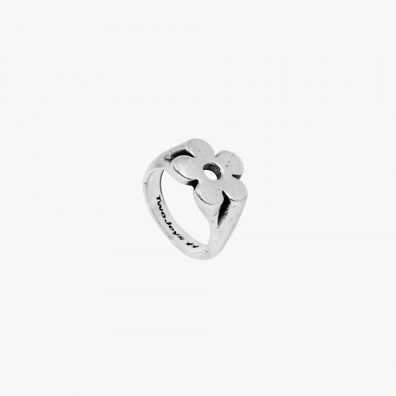 TwoJeys Flower Silver - 202601001 - Fuxia, Urban Tribes United