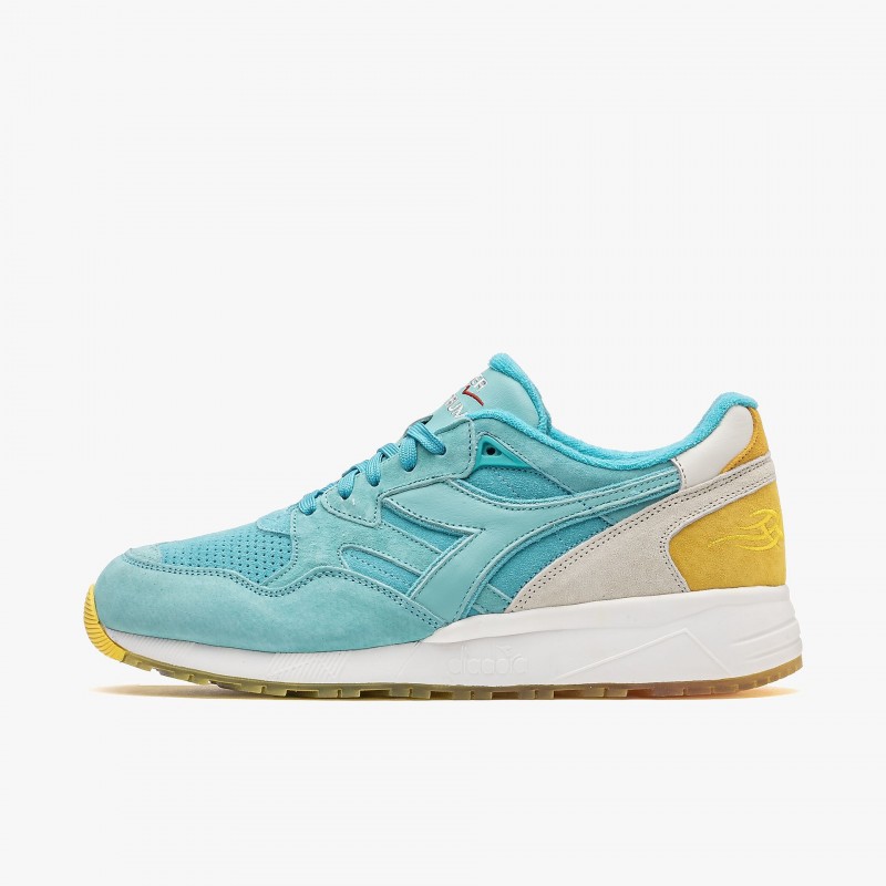 IUTER x Diadora x SPECTRUM N9002 Tour - 180114 70048 | Fuxia, Urban Tribes United