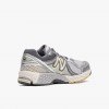 New Balance ML860