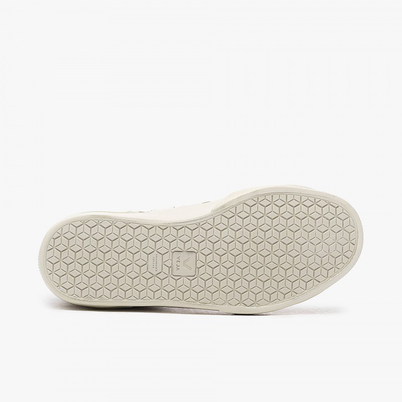Veja Minotaur Suede - TR0302950 - Fuxia, Urban Tribes United