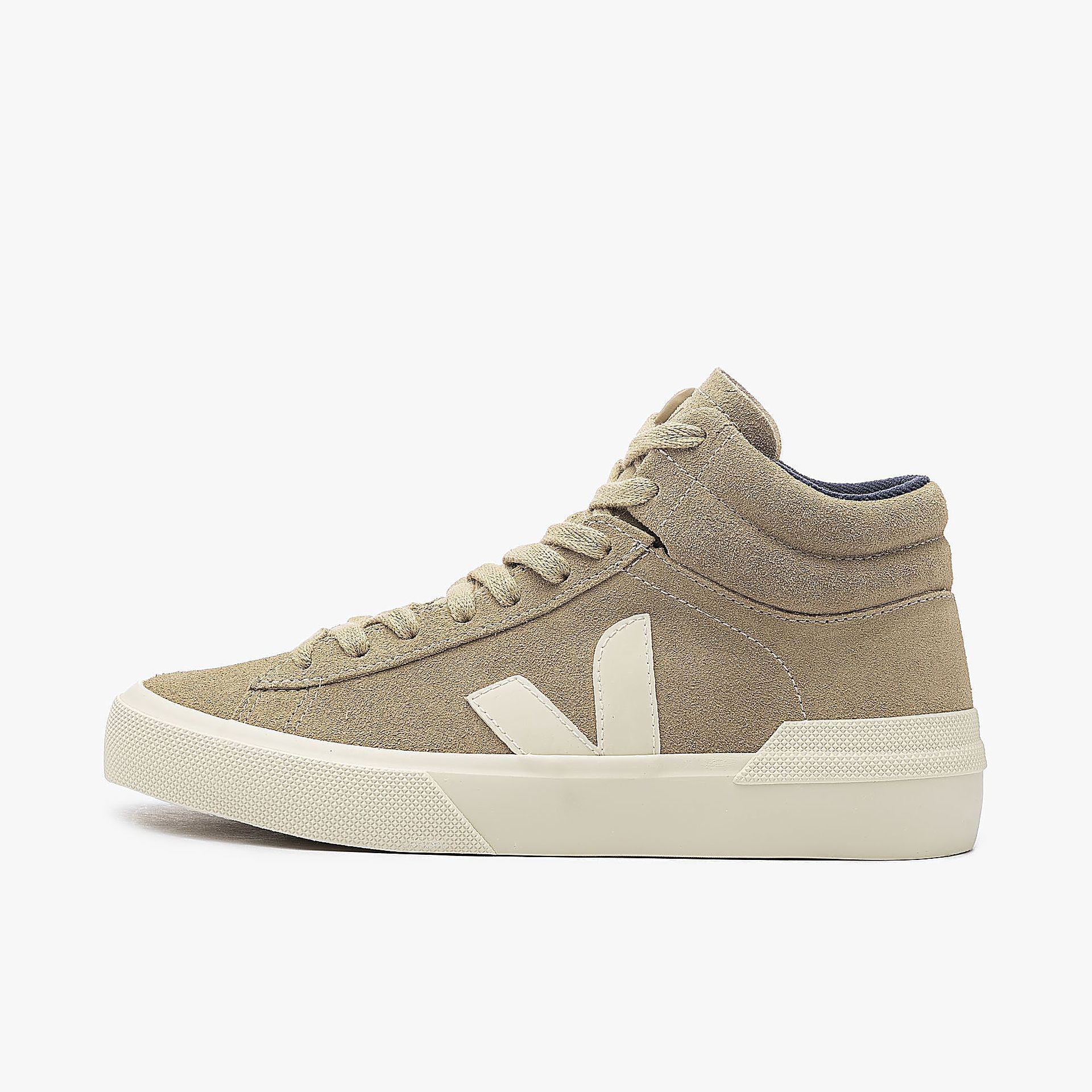 Veja Minotaur Suede