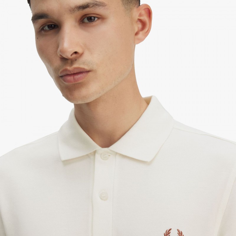 Fred Perry Slim Fit Basico - M6000 Y45 - Fuxia, Urban Tribes United