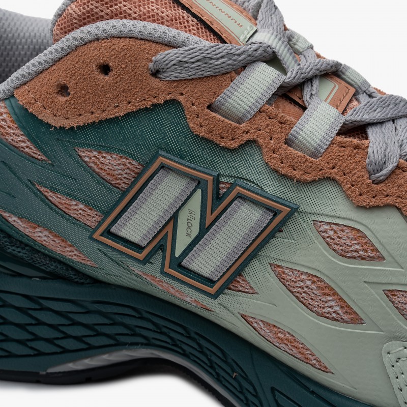 New Balance 1906W New Balance 1906W - U1906 WFB - Fuxia, Urban Tribes United