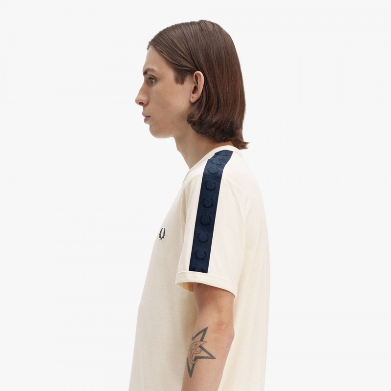 Fred Perry Contrast Tape Ringer - M4613 170 - Fuxia, Urban Tribes United