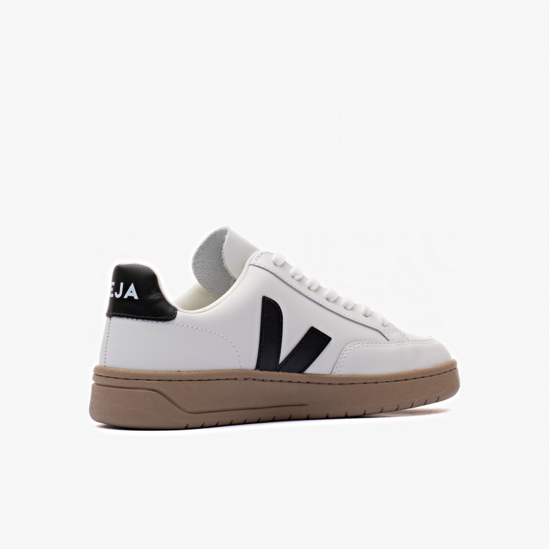 Veja V-12 Leather - XD0203640 - Fuxia, Urban Tribes United