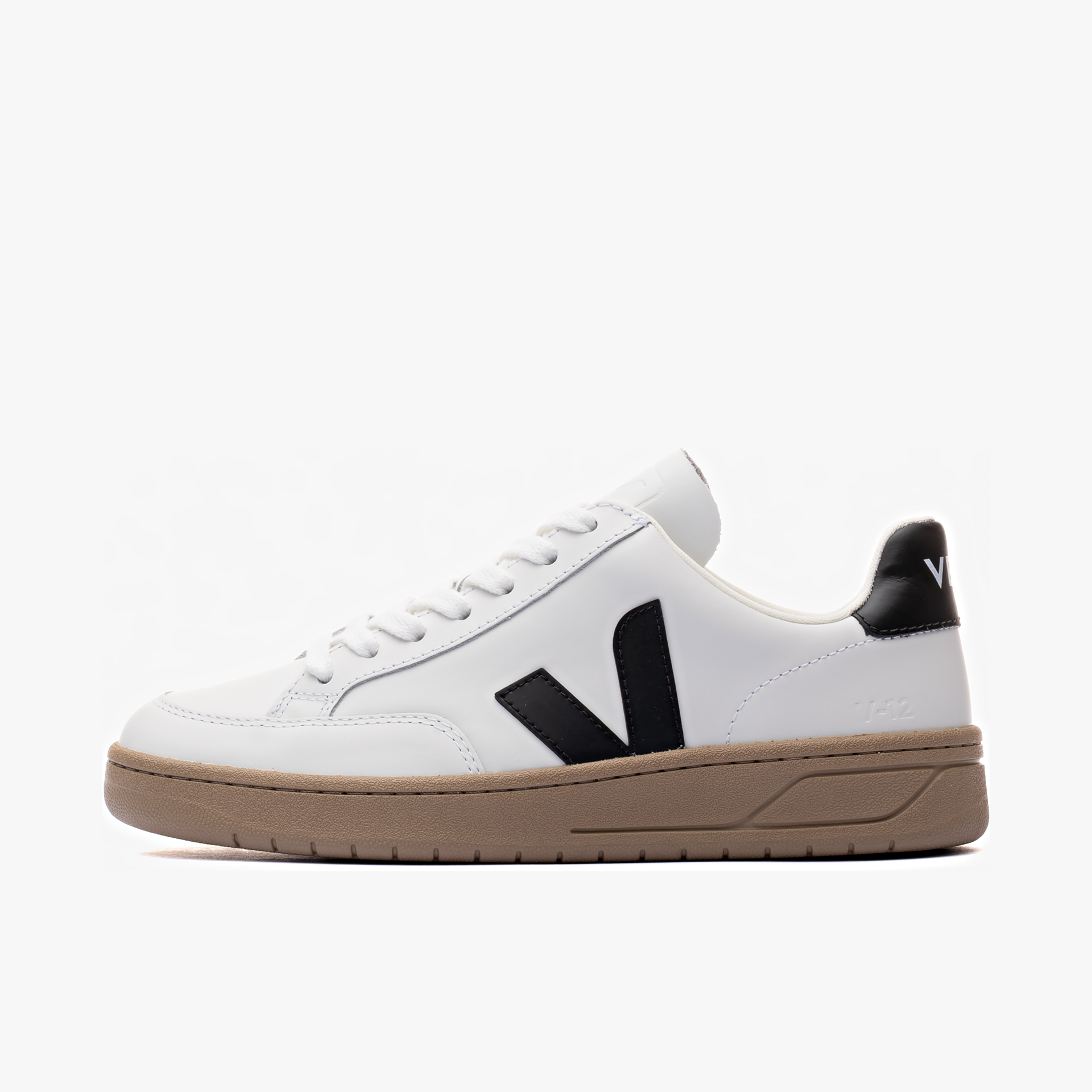 Veja V-12 Leather