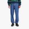 Levis Stay Loose