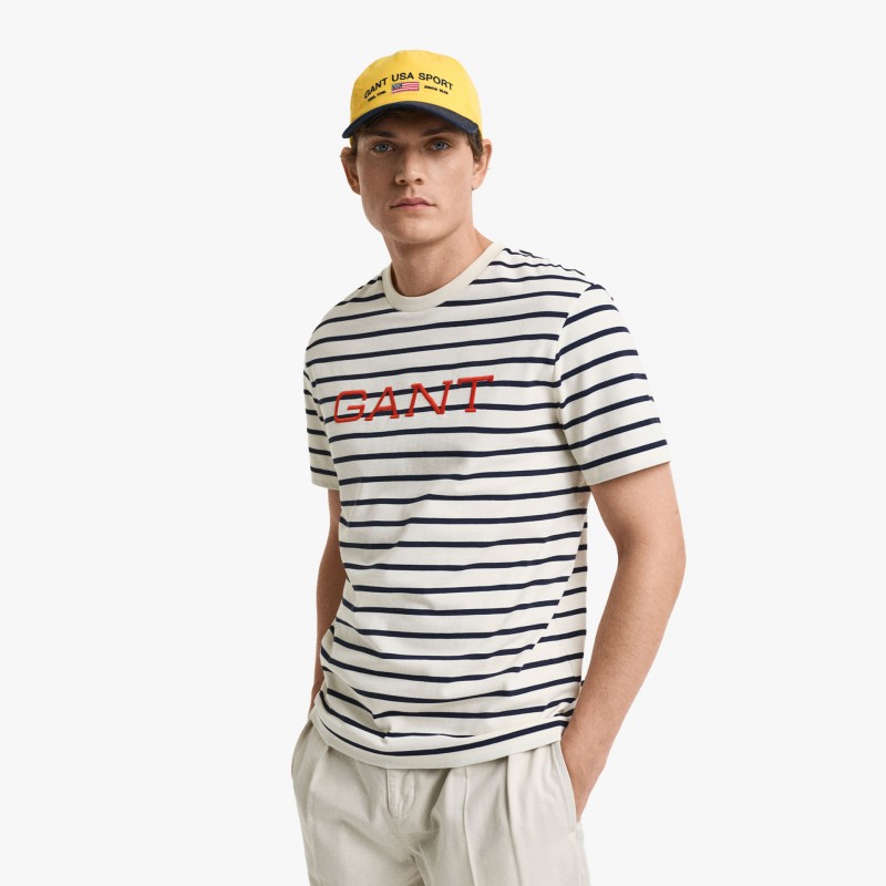 Gant Small Graphic SS - 2003307 130 - Fuxia, Urban Tribes United
