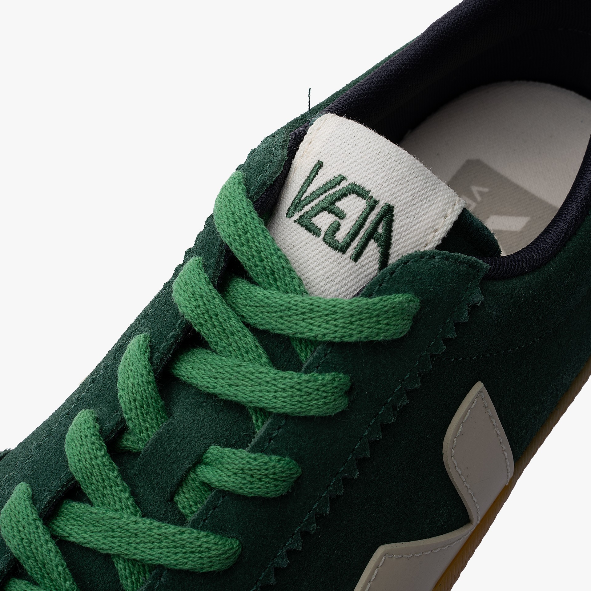 Veja Volley Suede