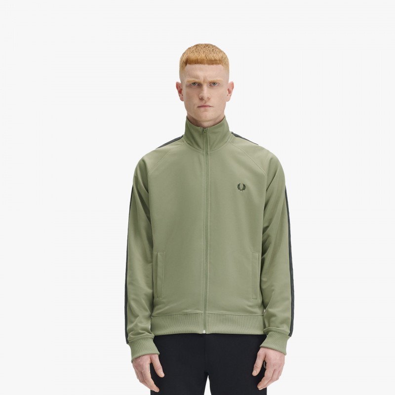 Fred Perry Contrast Tape - J5557 Z07 - Fuxia, Urban Tribes United