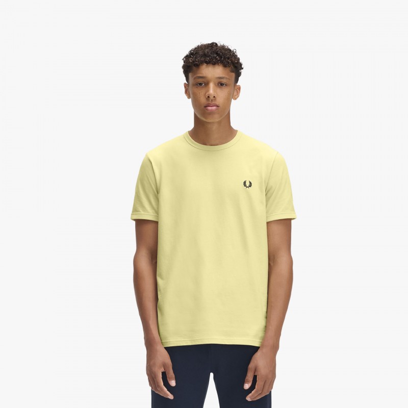 Fred Perry Ringer - M3519 X83 - Fuxia, Urban Tribes United