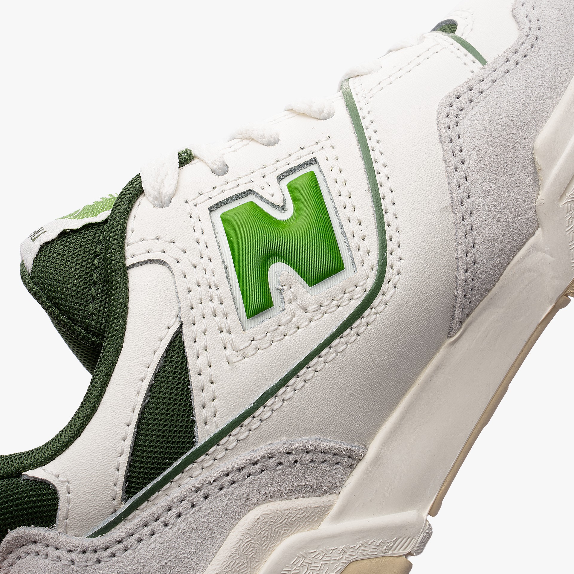 New Balance PSB550