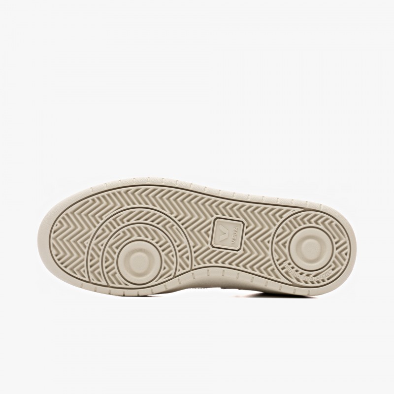 Veja V-10 Prime Veja V-10 Prime - VI0220738 - Fuxia, Urban Tribes United