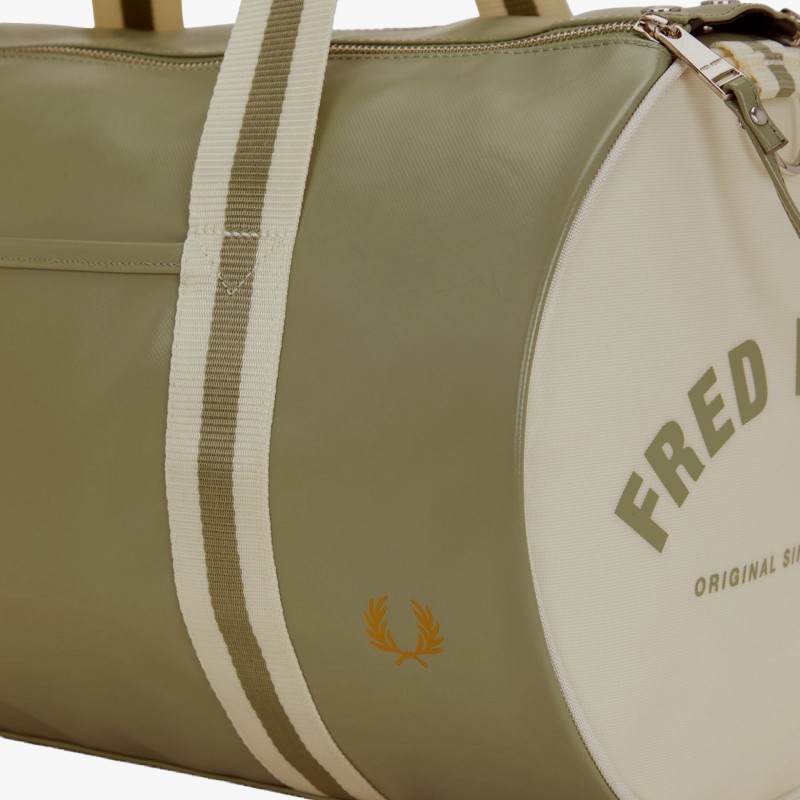Fred Perry Classic - L7255 X88 - Fuxia, Urban Tribes United