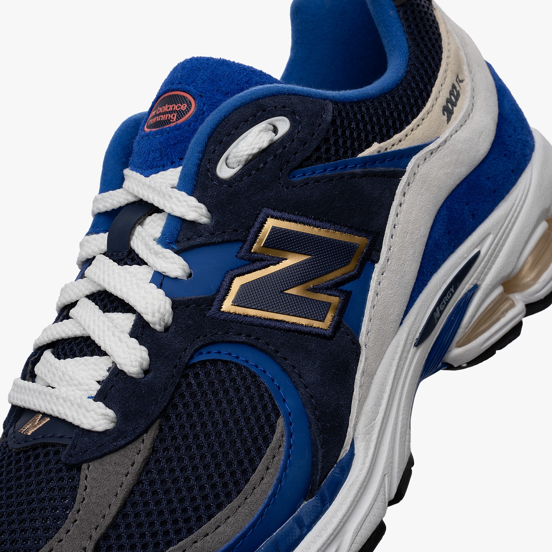 New Balance U2002R V1
