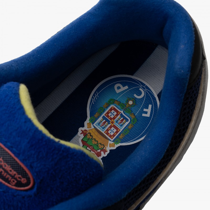 New Balance U2002R V1 New Balance U2002R V1 - U2002R FP - Fuxia, Urban Tribes United