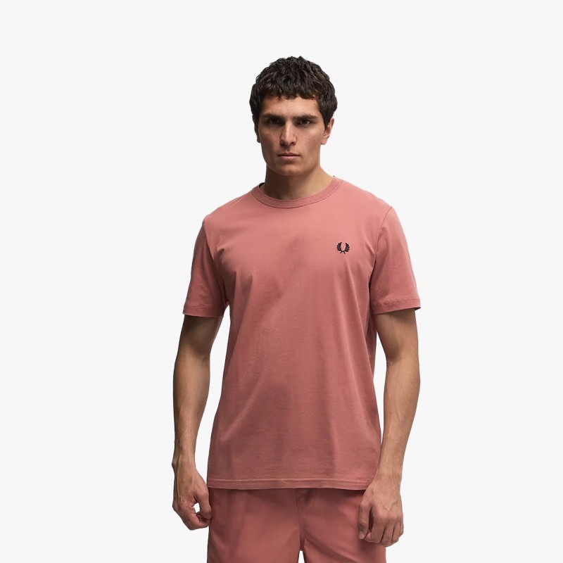 Fred Perry Crew Neck - M1600 X90 - Fuxia, Urban Tribes United
