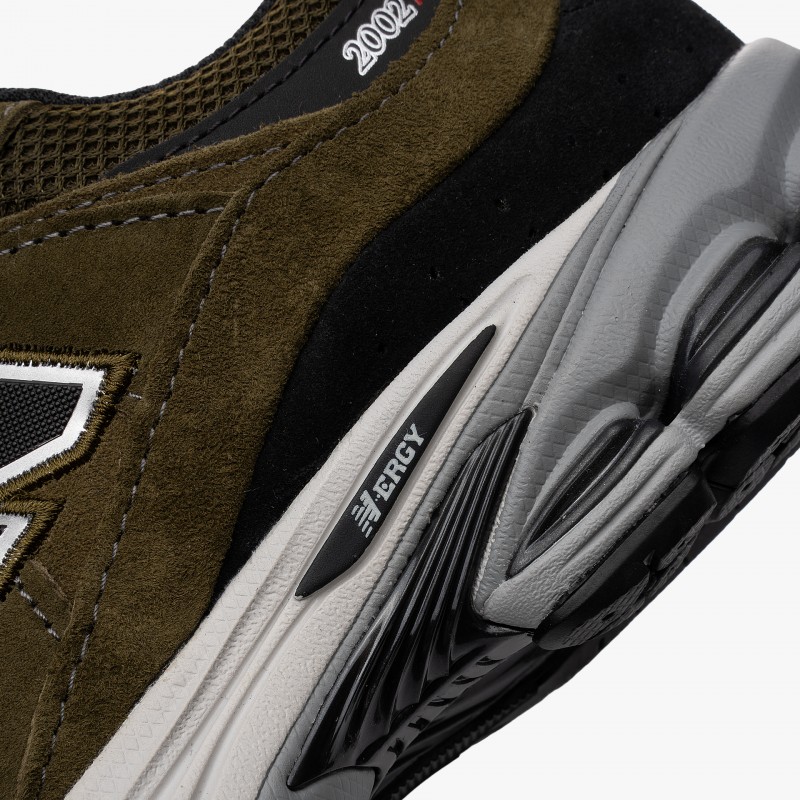 New Balance 2002R - U2002 RR - Fuxia, Urban Tribes United