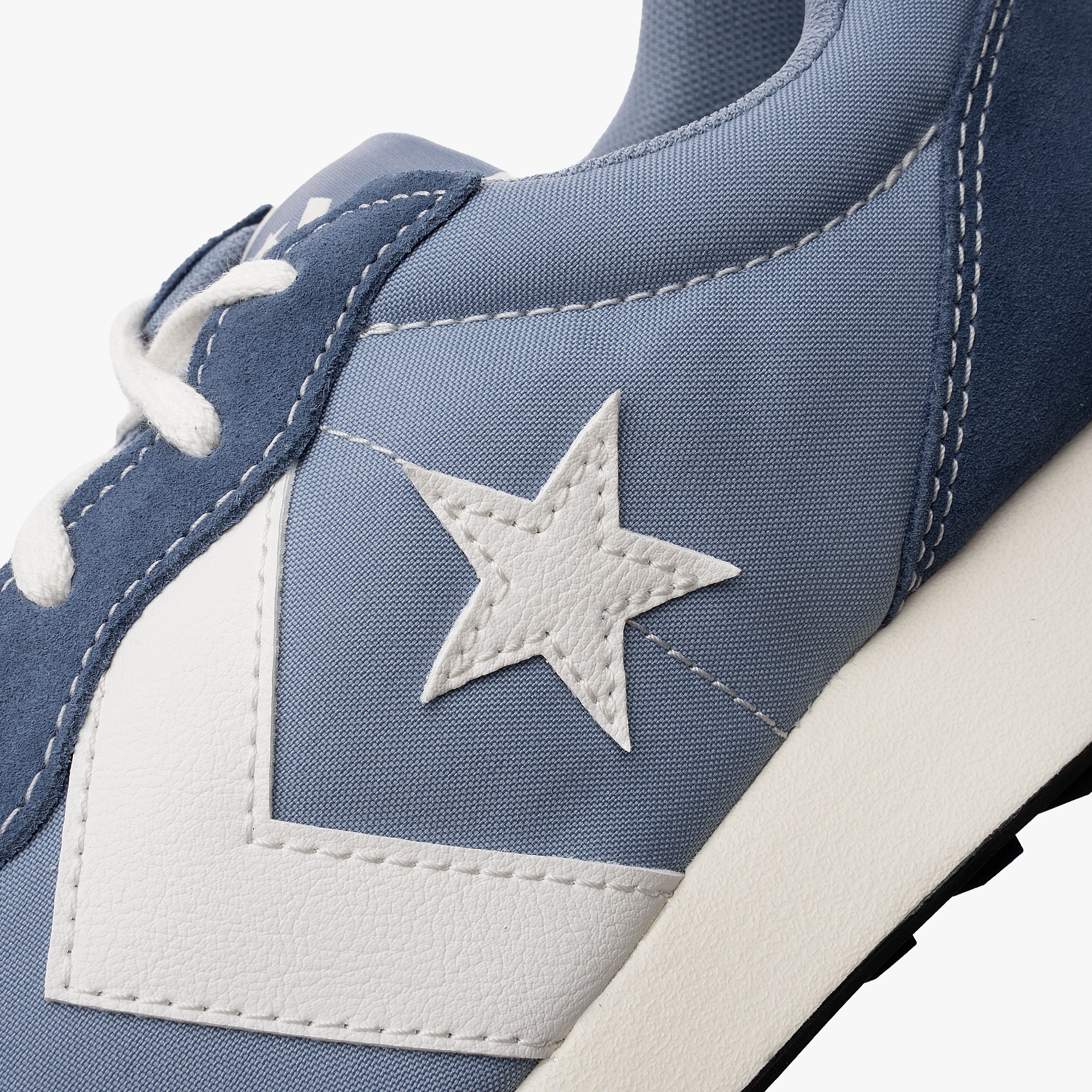 Converse Omega Trainer OX