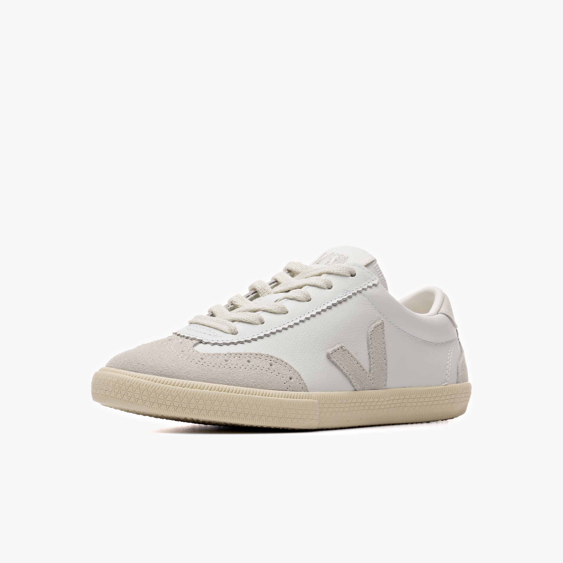 Veja Volley O.T. Leather