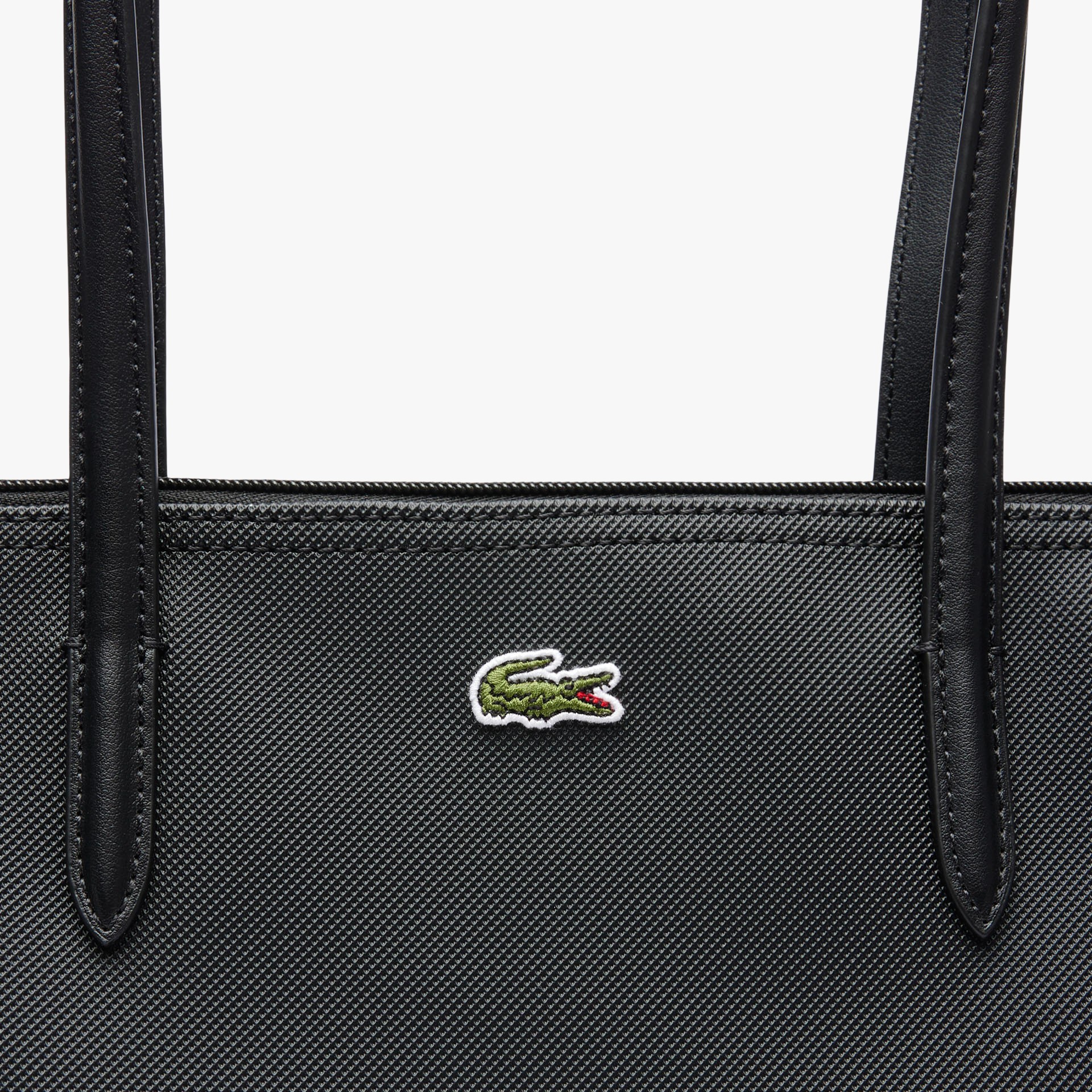 Lacoste Vertical Shopping