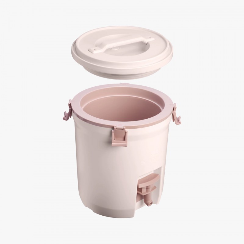 Stanley The Fast-Flow Water Jug 7.5L / 2 Gal - 10 01938 160 - Fuxia, Urban Tribes United