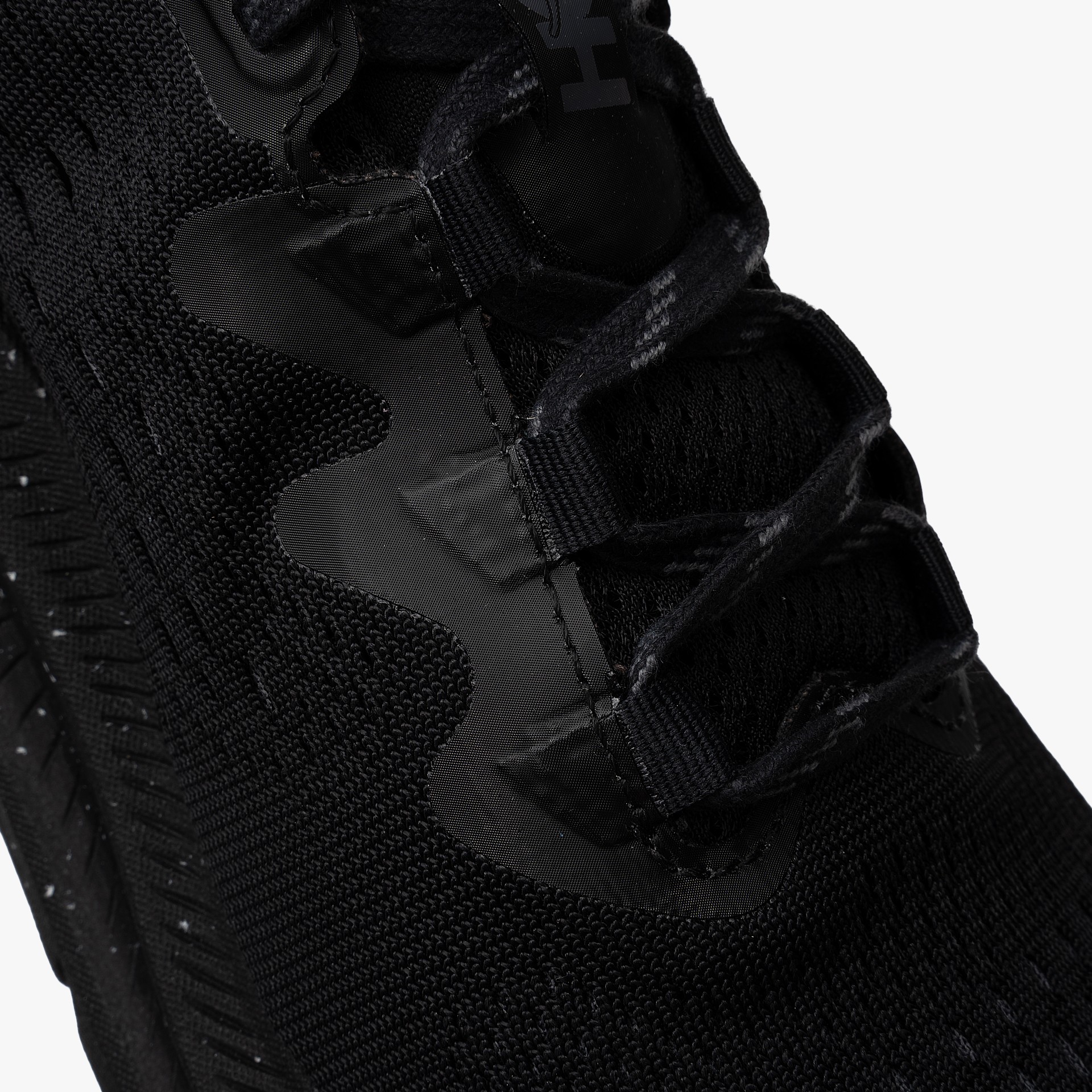 HOKA Kawana 2