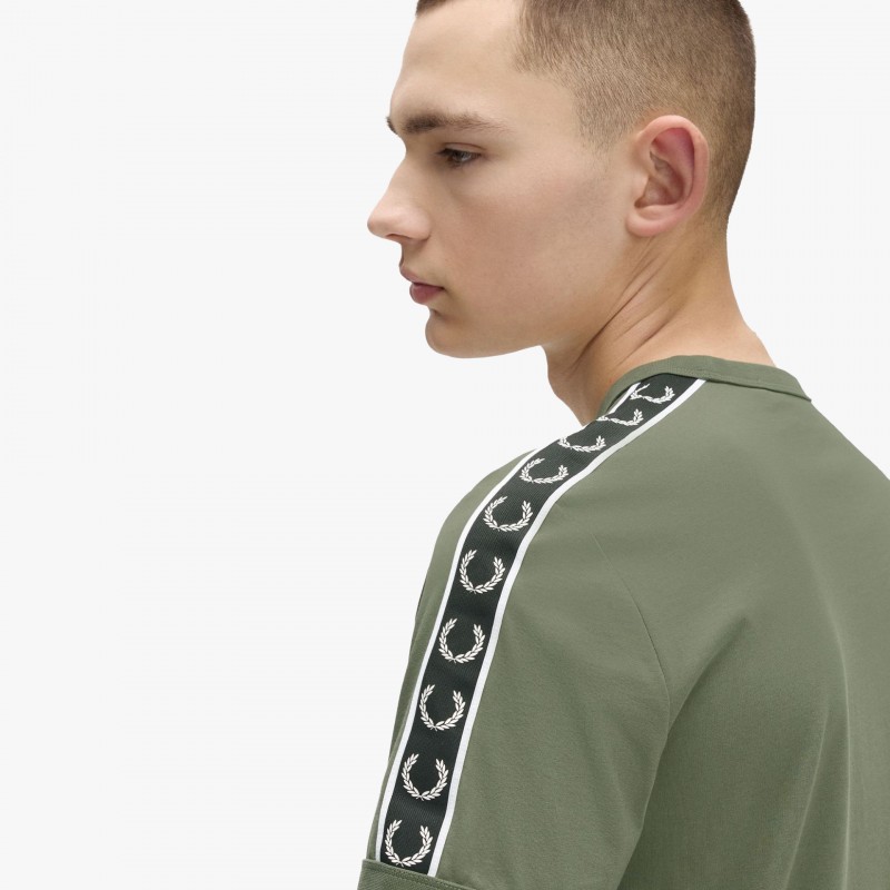Fred Perry Contrast Tape Ringer - M4613 Z50 - Fuxia, Urban Tribes United