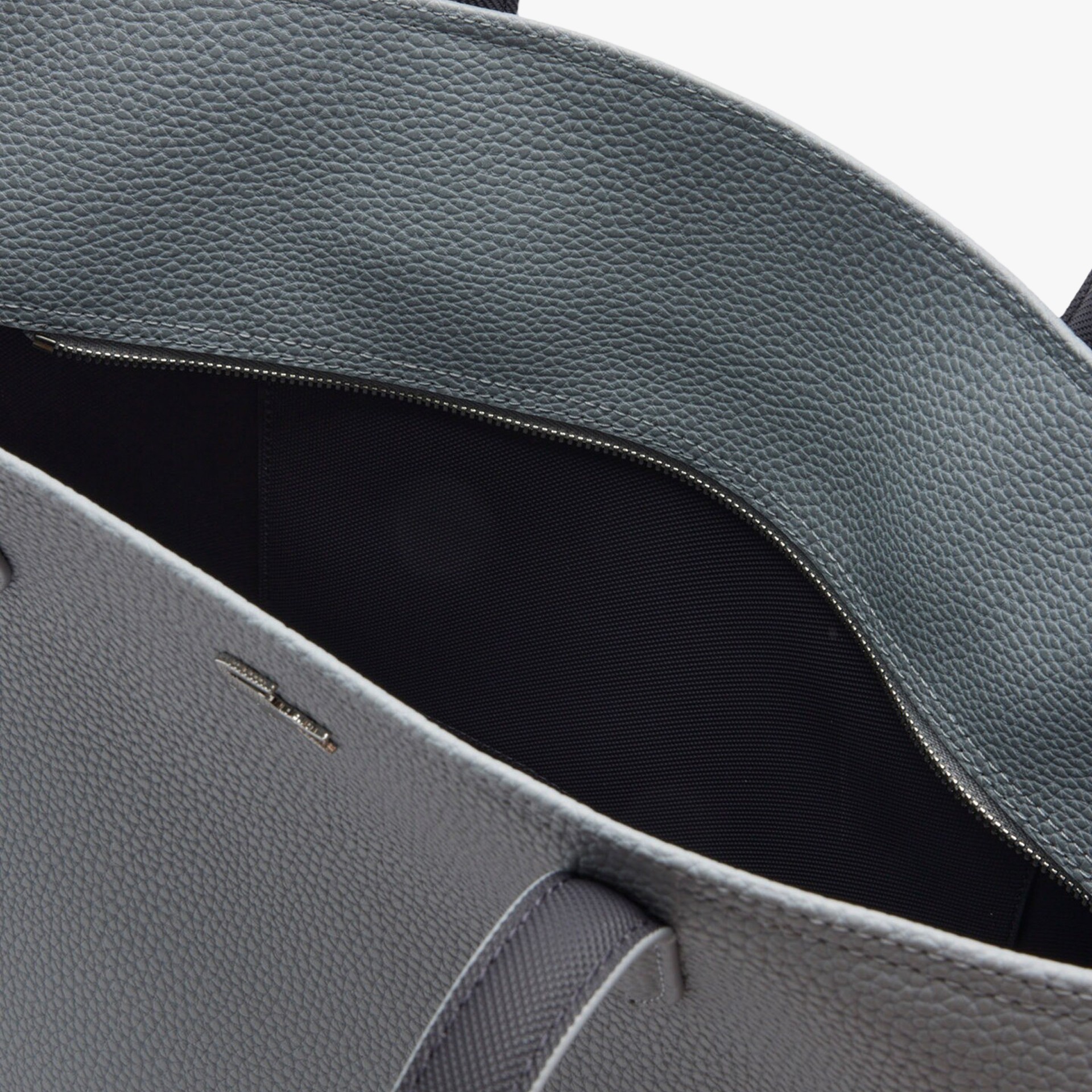 Lacoste Zipped Shopping