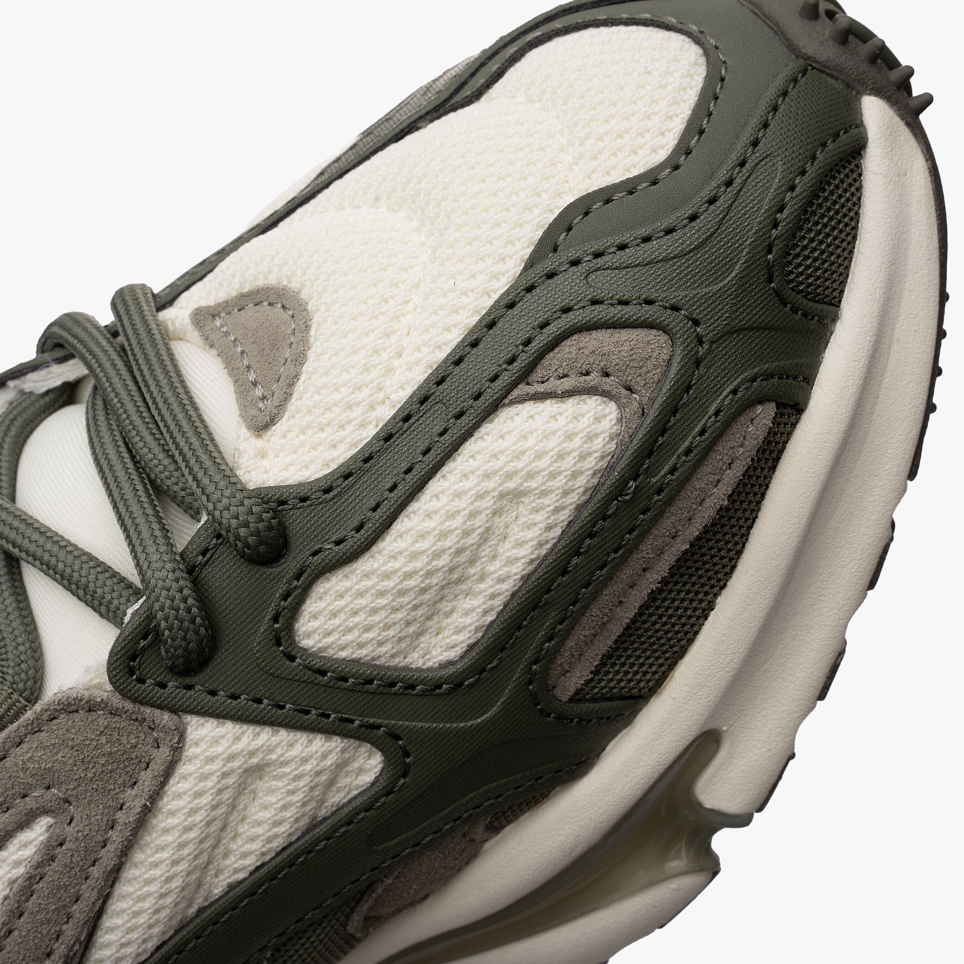 Lacoste L003 2K24 225