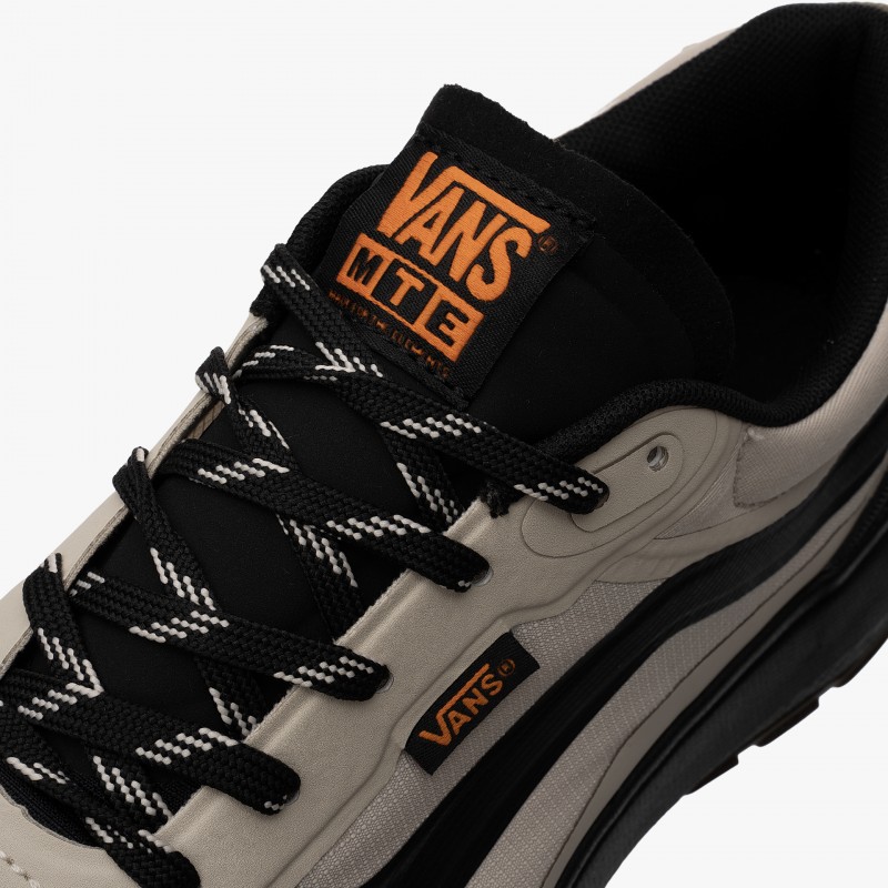 Vans Ward Crosspath - VN000CVULBR - Fuxia, Urban Tribes United