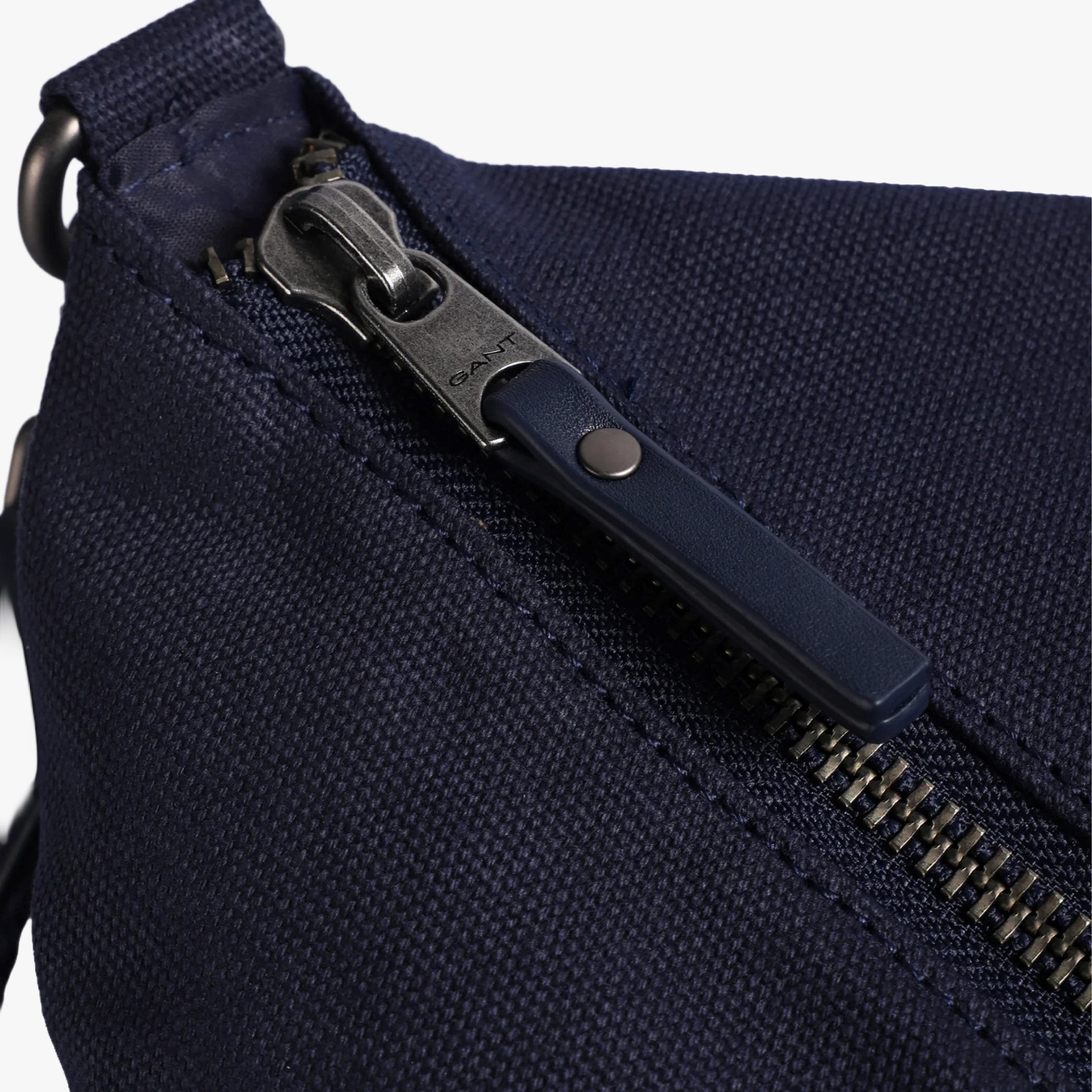 Gant Shield