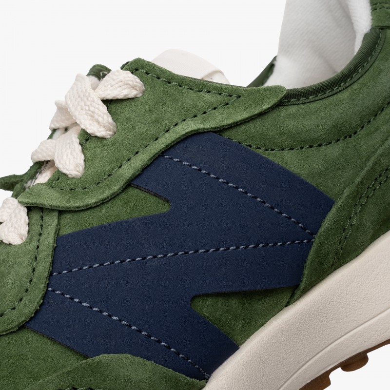 New Balance U327 New Balance U327 - U327 WSC - Fuxia, Urban Tribes United