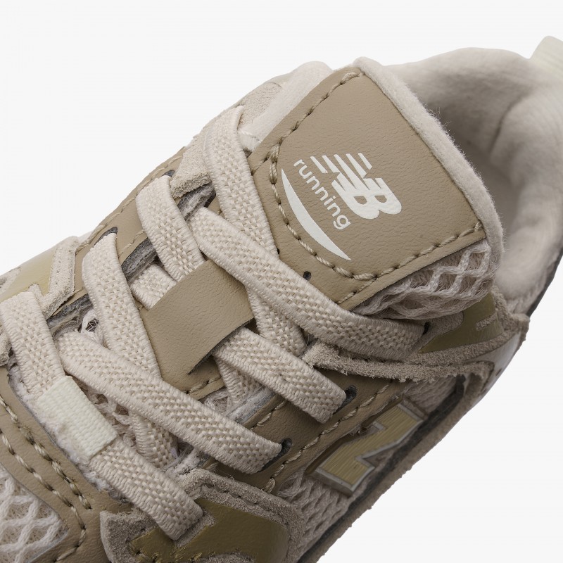 New Balance 530 Bungee Lace Medi New Balance 530 Bungee Lace Medi - I530 783 - Fuxia, Urban Tribes United