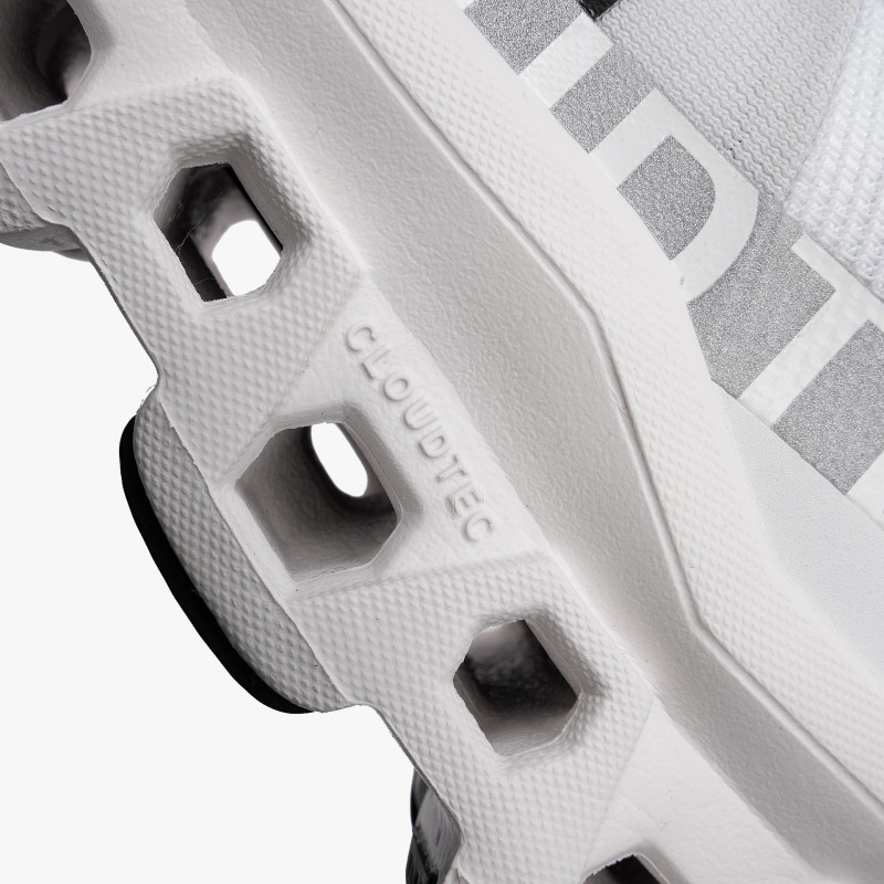 On Cloudmonster - 61 98433C - Fuxia, Urban Tribes United