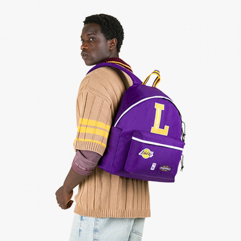 Eastpak Day Pak'r Los Angeles Lakers - EK0A5BG46Z1 - Fuxia, Urban Tribes United