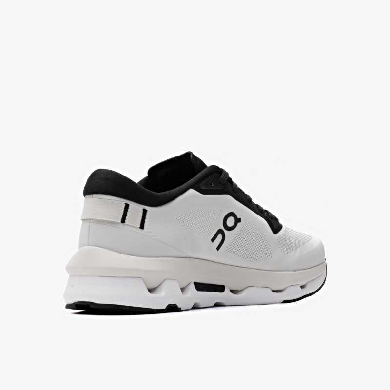 On Cloudzone - 3MF10081926C - Fuxia, Urban Tribes United