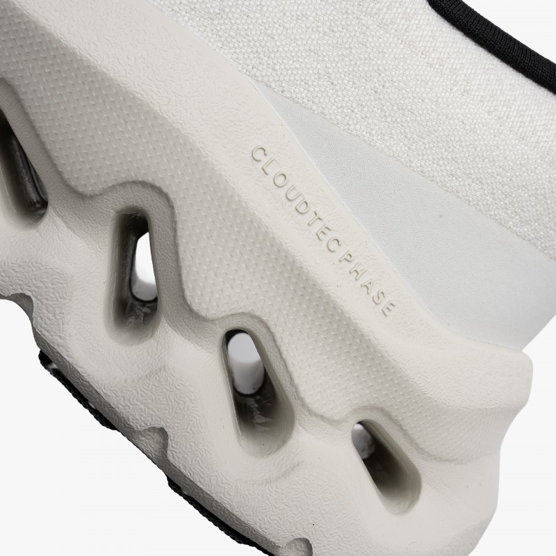 On Cloudtilt - 3WE10052531C - Fuxia, Urban Tribes United