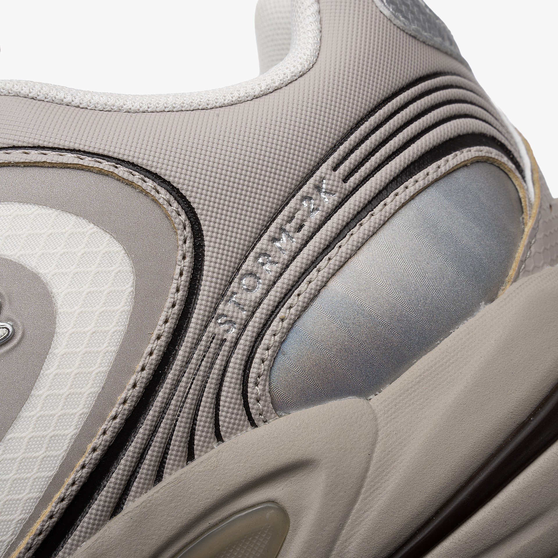 Lacoste Storm 96 2K Tech